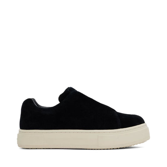 EYTYS Black Doja Sneakers