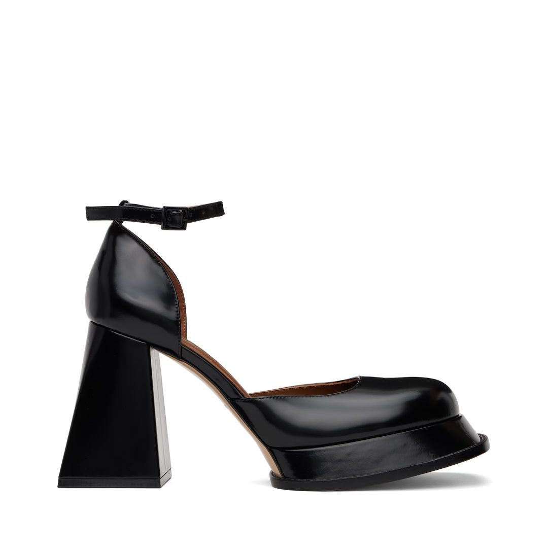 SHUSHU/TONG Black Round Toe Strap High Heels